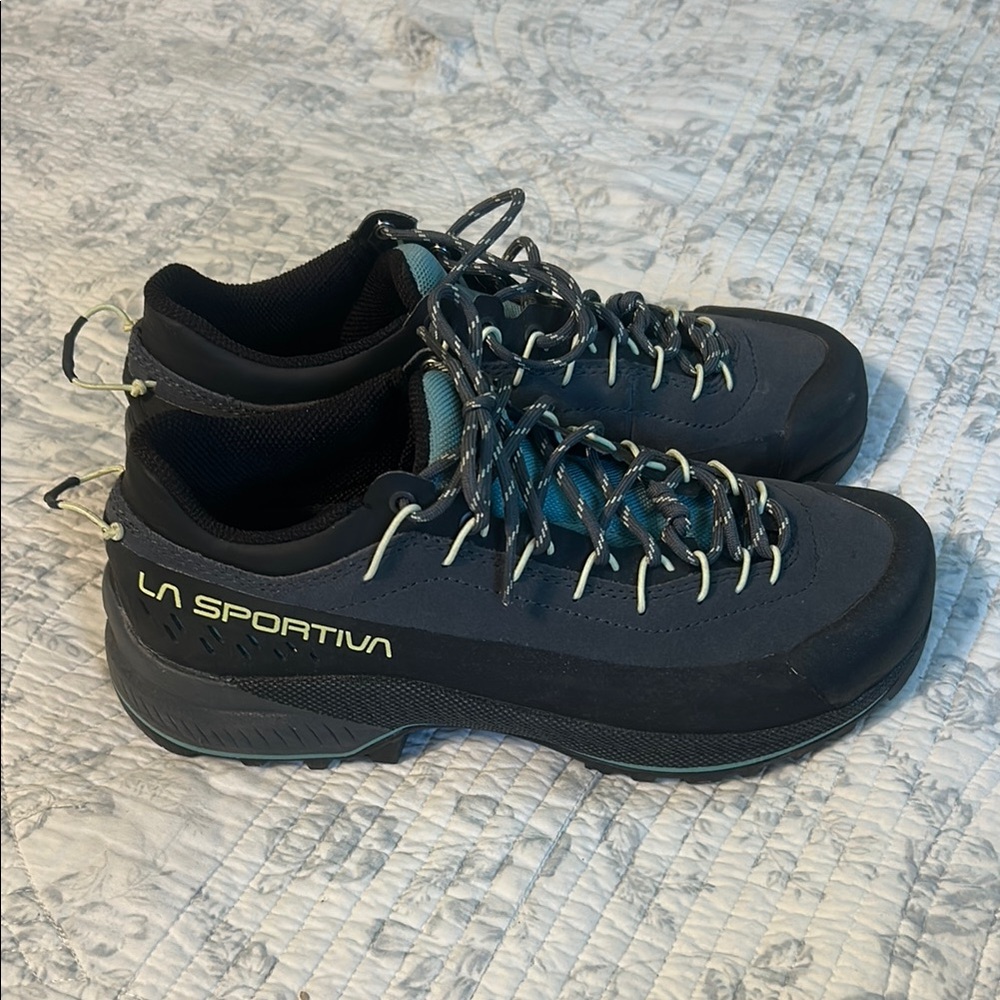 La Sportiva Approach Hiking Shoes